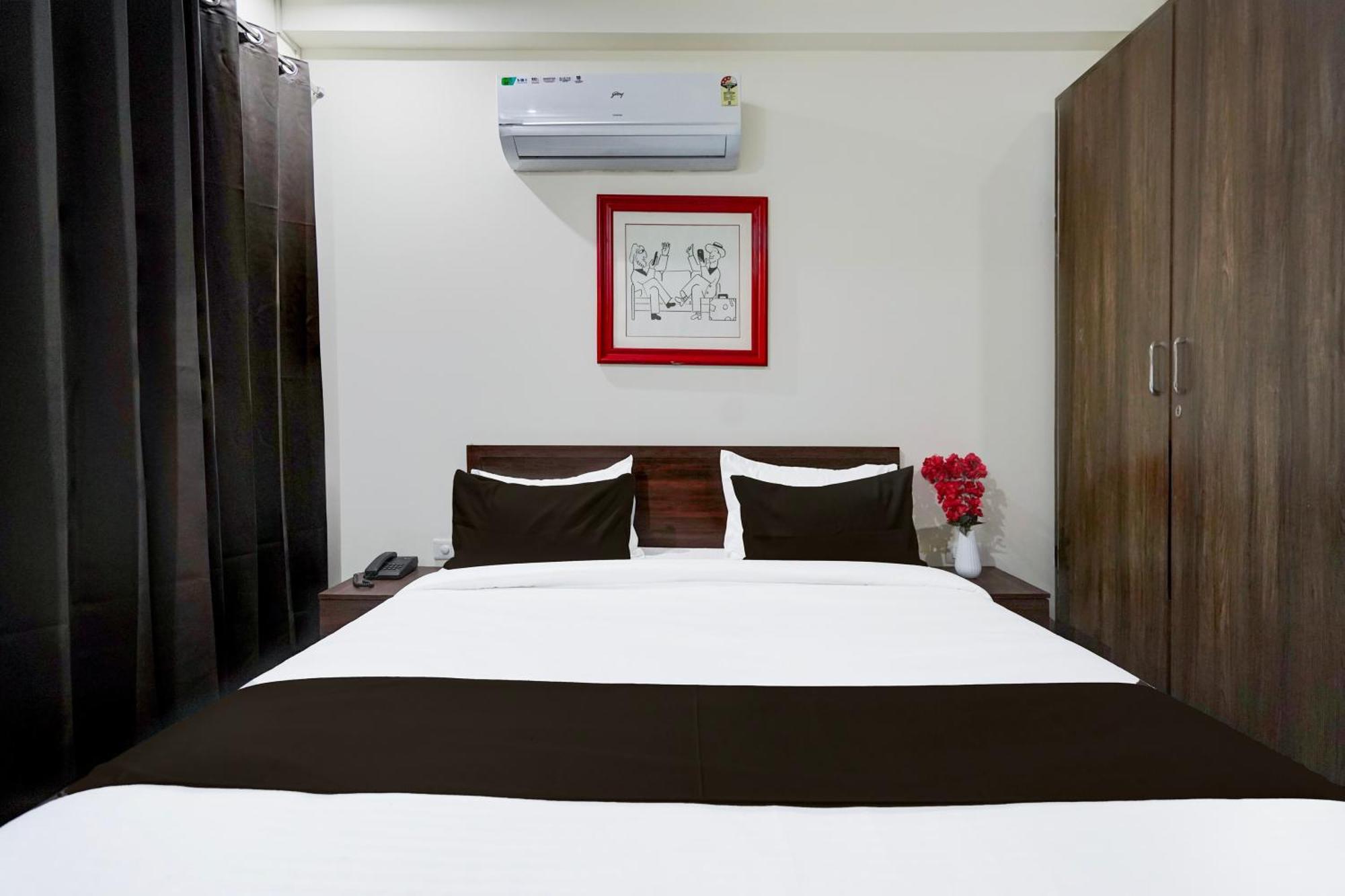 Townhouse Delight Inn Gurgaon Exterior foto